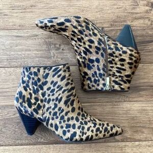 Franco Sarto Delighted2 Leopard Printed Calf Hair Ankle Boots Booties Size 8
